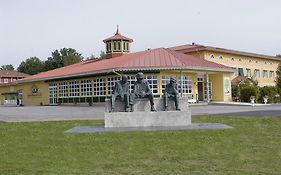 Bjoerkbackens Karaktaershotell